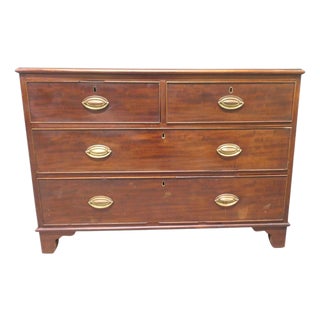 Chest of Drawers in Mahogany For Sale