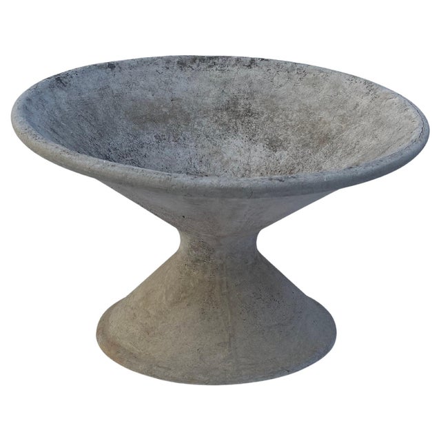 Willy Guhl Pair of Willy Guhl Fibrous Cement Planters for Eternit. Switzerland, 1960's, Attributed For Sale - Image 4 of 7