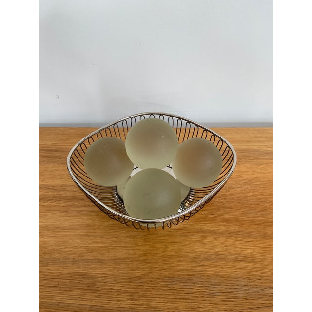 Mid-Century Silver Plated Bread Basket - Attributed to Gorham For Sale - Image 11 of 12