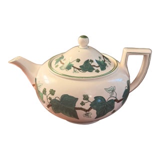 1900 Wedgwood Napoleon Ivy Teapot England Green Queen's Ware Bone China - Rare For Sale