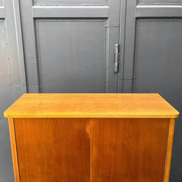 Mid-Century Linen Cupboard from VEB Möbelindustrie Halle For Sale - Image 17 of 18