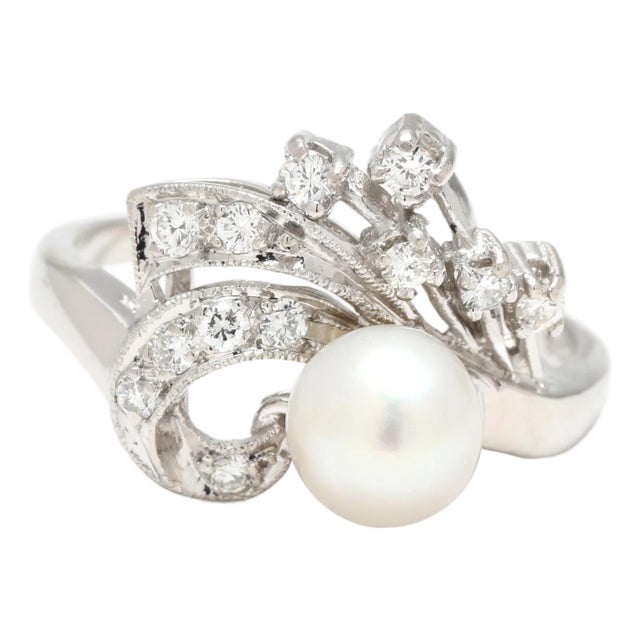 Retro .25ctw Pearl & Diamond Ring, Platinum, Ring Size 8 For Sale
