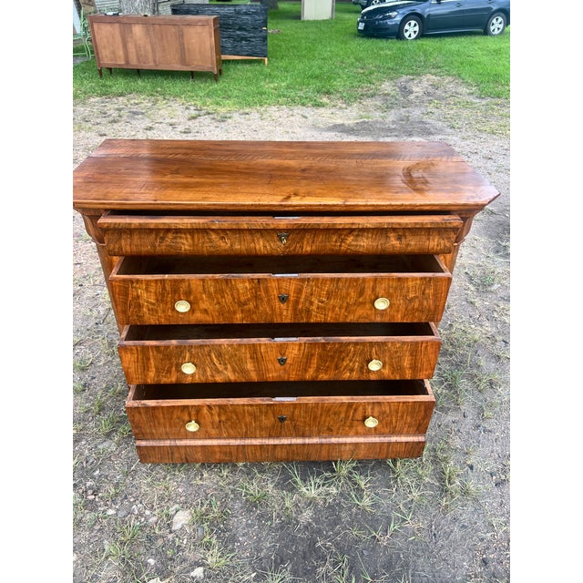 French 19th Century Louis Philippe Flame Mahogany Chest of Drawers For Sale - Image 11 of 12