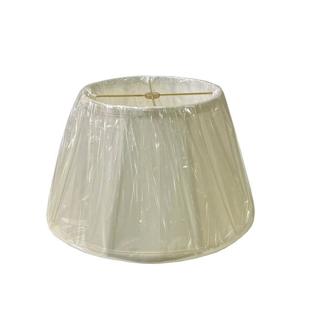 Ceramic Chinese Blue White Flower Porcelain Round Base Table Lamp For Sale - Image 7 of 9