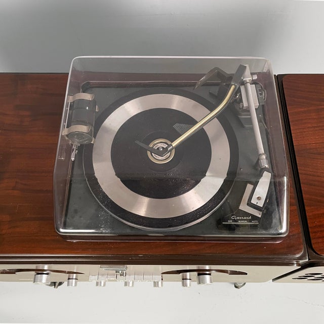 Wood Italian Radiophonograph and Record Player by Achille and Pier Giacomo Castiglioni for Brionvega, 1960s For Sale - Image 7 of 18