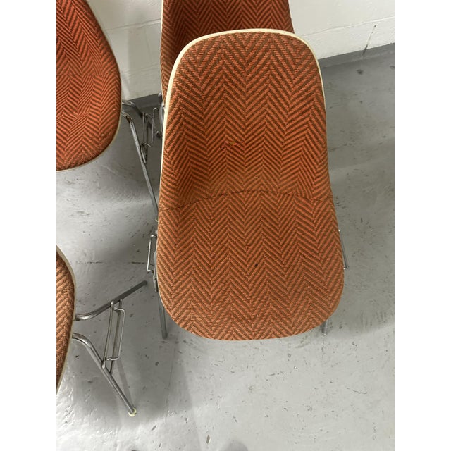 Chairs in Fiberglass by Charles and Ray Eames for Herman Miller, 1980, Set of 4 For Sale - Image 3 of 14