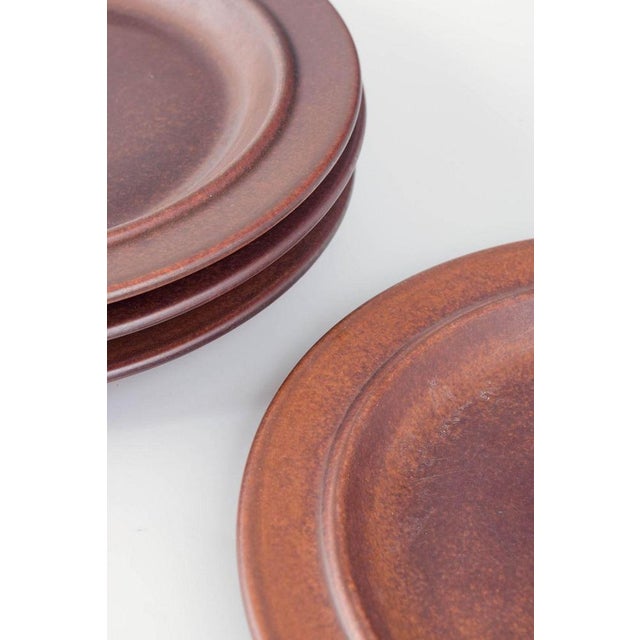 Ceramic Ruska Series Dinner Plates by Ulla Procopé for Arabia, 1970s, Set of 4 For Sale - Image 3 of 5