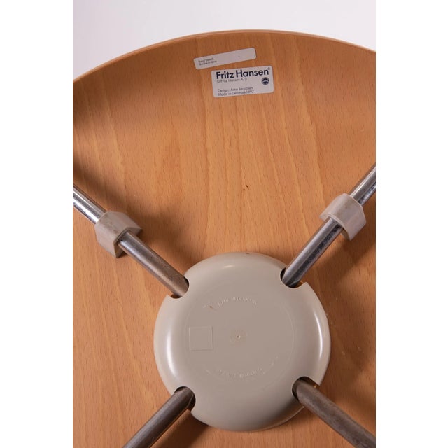 Mid 20th Century Mid 20th Century Arne Jacobsen for Fritz Hansen Series - Set of Six Chairs For Sale - Image 5 of 5