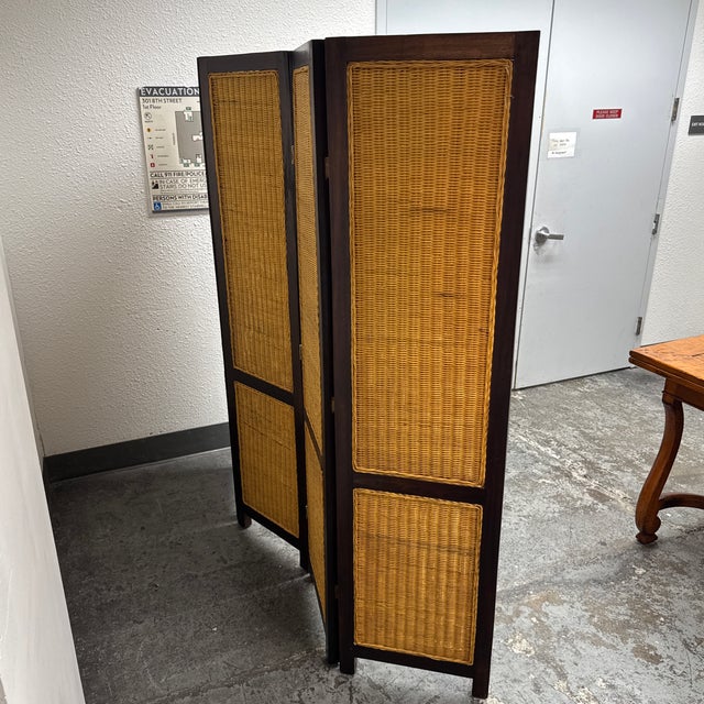 Late 20th Century Woven Rattan Four-Panel Folding Screen For Sale - Image 5 of 12