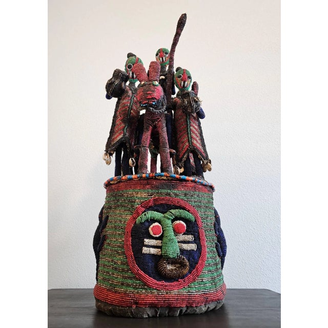 African Tribal Yoruba Beaded Ceremonial Crown Altar Headdress For Sale In Dallas - Image 6 of 11
