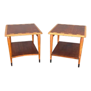 Pair of Lane Acclaim Side Tables With Classic Dovetail Detail