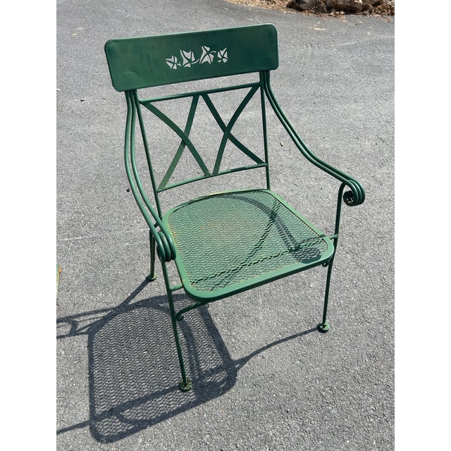 Green Vintage Wrought Iron Patio Set Table and 4 Chairs **** For Sale - Image 8 of 11