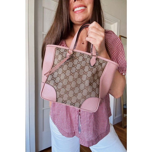 Postmodern Vintage Gucci Pink Bree Bag For Sale - Image 3 of 4
