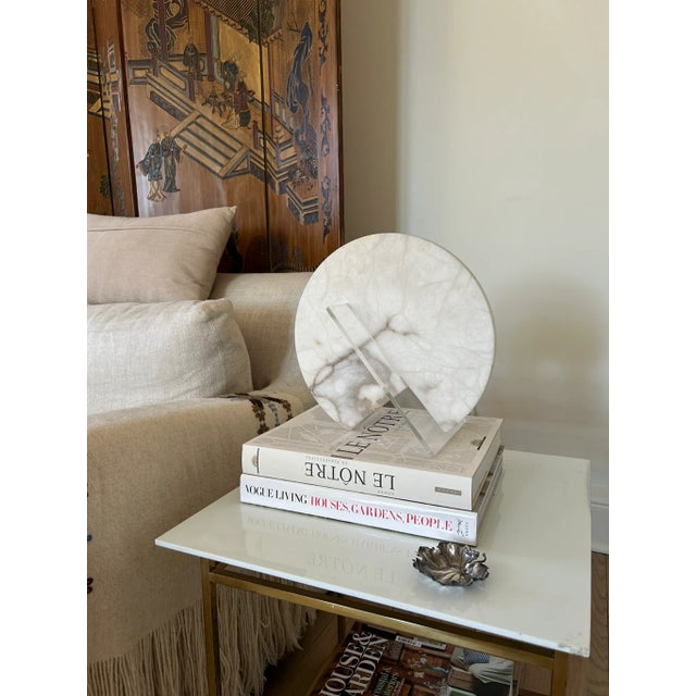 Mid 20th Century 1960s Circular Marble and Lucite Lamp For Sale - Image 5 of 5