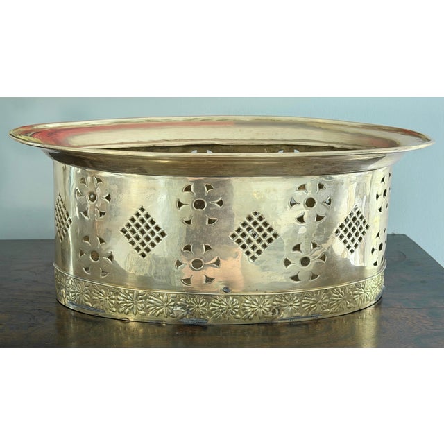 Mottahedeh Dutch-Style Pierced Brass Jardinière Oval Planter For Sale In Savannah - Image 6 of 11