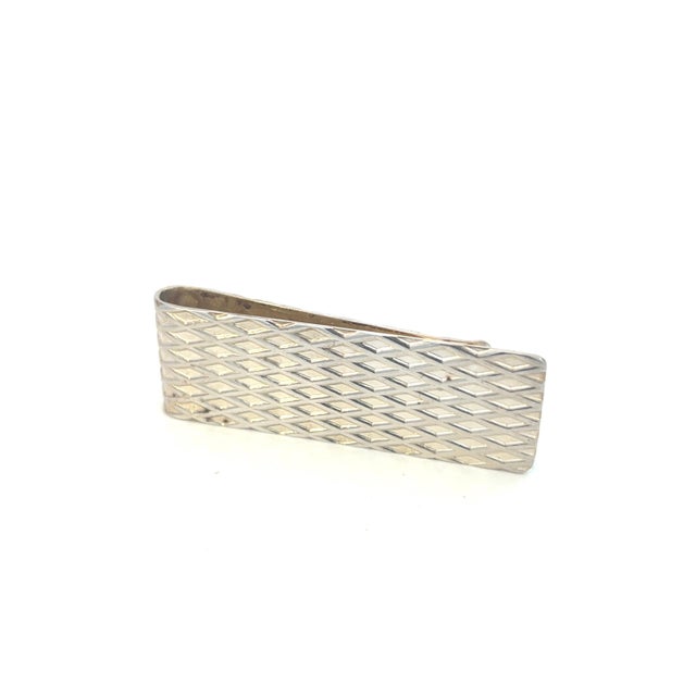 Tiffany & Co Estate Money Clip made of Sterling Silver and Made in Italy TIF732 This beautiful rare design Tiffany money...