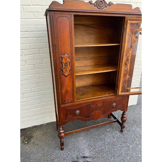 Early 20th Century Jacobean Revival Style Walnut Display China Cabinet For Sale - Image 9 of 14