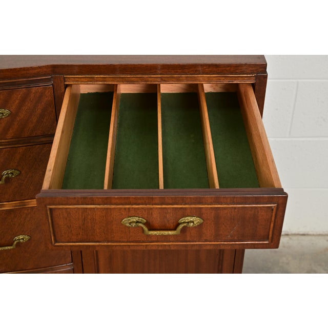 1940s French Regency Louis XVI Carved Mahogany Bow Front Sideboard or Bar Cabinet, Circa 1940s For Sale - Image 5 of 14