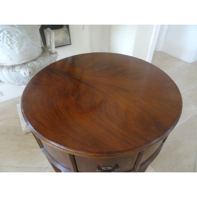 Henredon Late 20th Century Henredon Acquisition's Flamed Mahogany Drum Table For Sale - Image 4 of 9