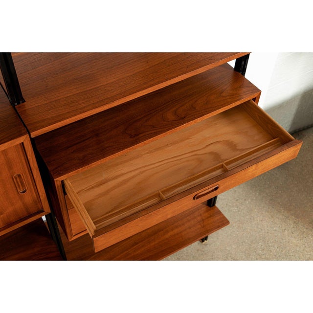 Early Production George Nelson Omni Three-Bay Modular Walnut Wall Unit by Structural Products, Circa 1961 For Sale - Image 18 of 18