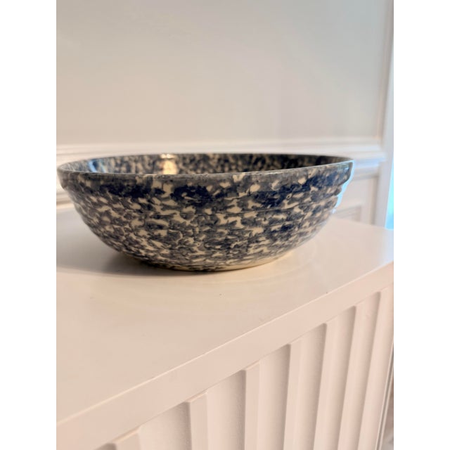 1990s 1990s Blue & White Spongeware Serving Bowl by Gerald E. Henn, Ohio Pottery For Sale - Image 5 of 8