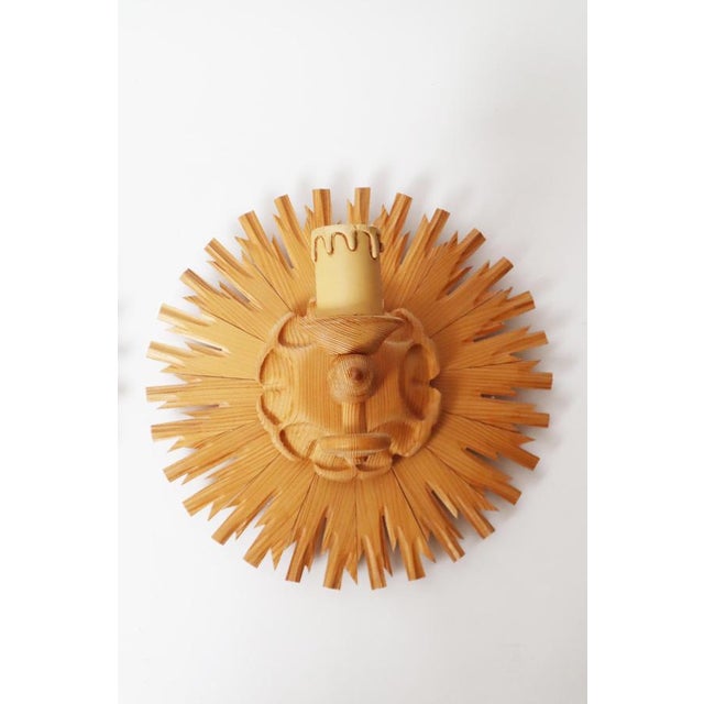 Hand-Crafted Pine Wood Starburst Sun Wall Lamps, Italy, 1980s, Set of 2 For Sale - Image 13 of 18