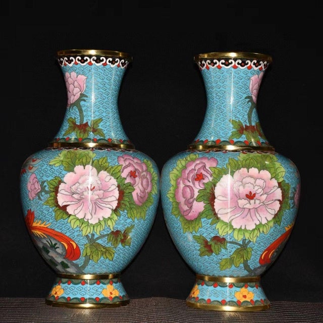 Chinese Pair of Vintage Chinese Cloisonné Peony & Phoenix Vases - 38cm Tall For Sale - Image 3 of 9