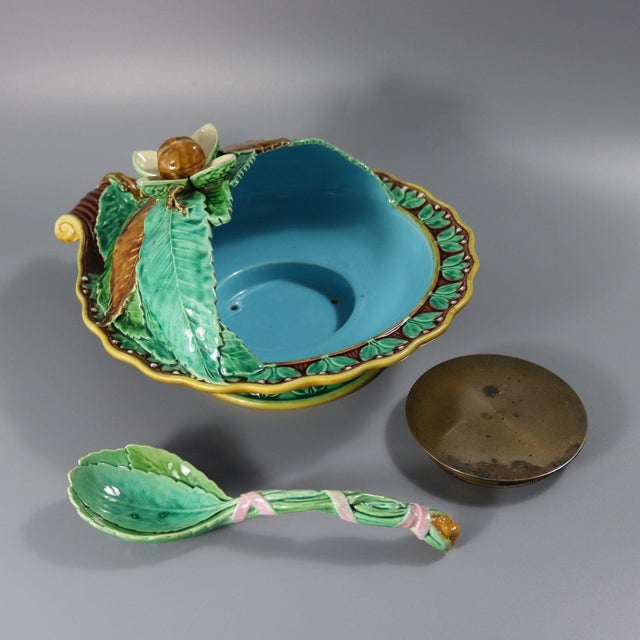 Late 19th Century Minton Majolica Chestnut Server With Spoon For Sale - Image 5 of 15