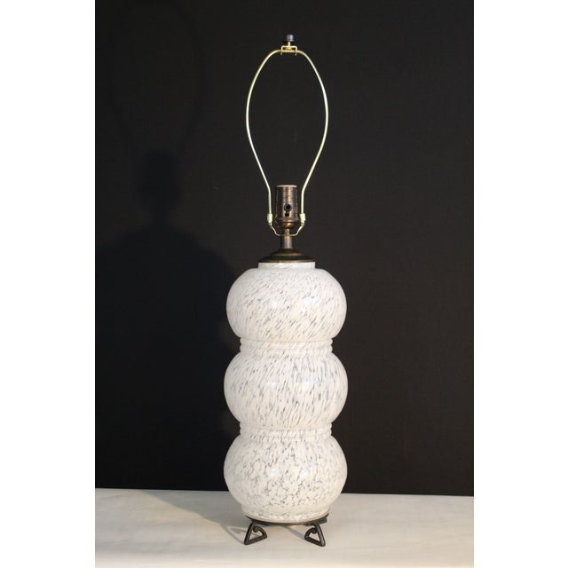 1950s Mid-Century Modern Sculptural Mezza Murano Style Table Lamp For Sale - Image 4 of 13
