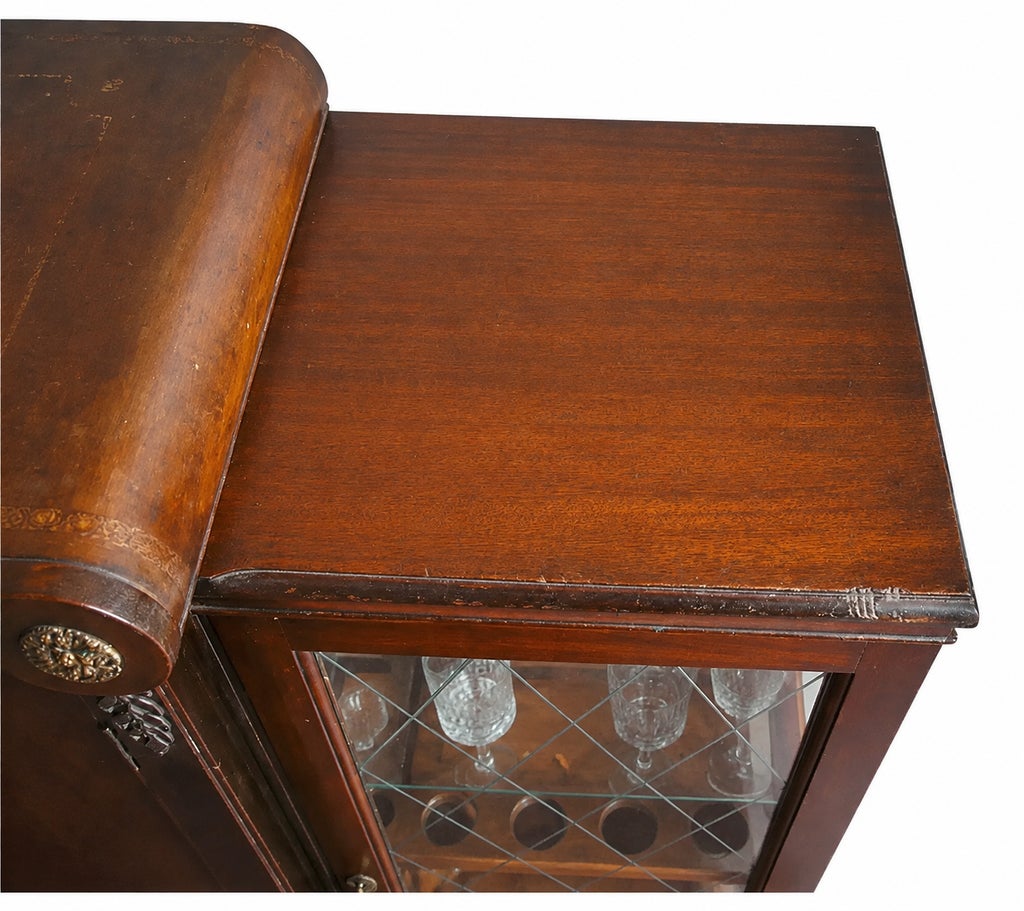 Vintage Mahogany Cocktail Bar Cabinet With Mirrored Displays and Glassware Javit — view 5