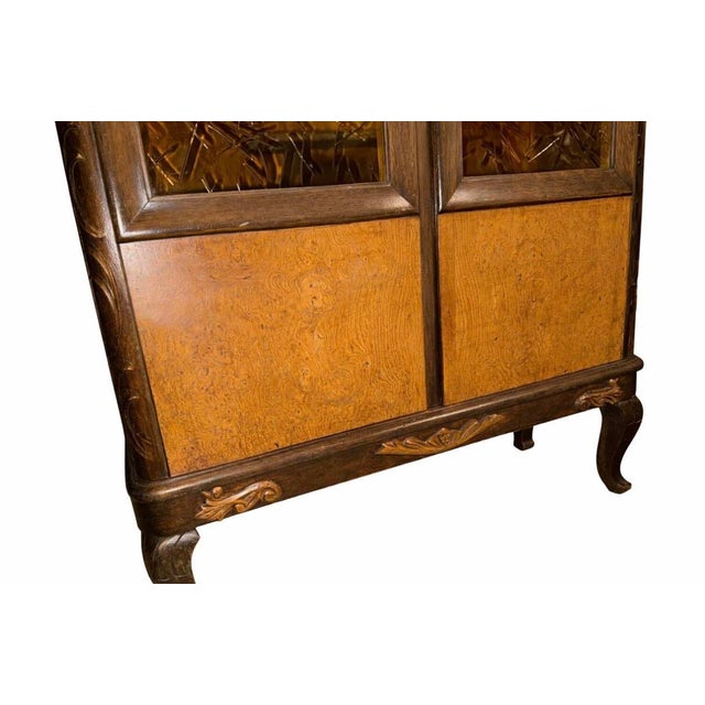 Antique Art Deco Walnut Vitrine Cabinet with Glass Doors, Europe, 1920s For Sale - Image 4 of 6