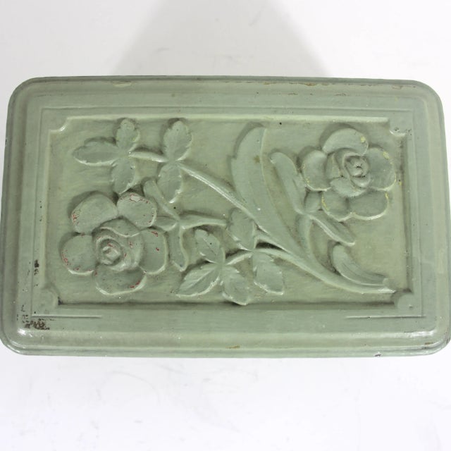 Early 20th Century Vintage Folk Art Handmade Carved and Painted Wood Trinket Box Green For Sale - Image 5 of 12