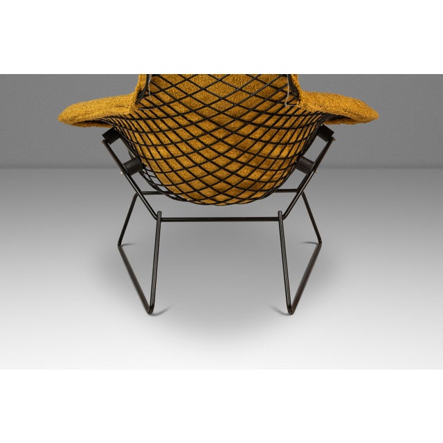 Set of Two (2) Authentic Bird Lounge Chairs W/ Matching Ottomans in Bouclé by Harry Bertoia for Knoll, Usa, C. 1960's For Sale - Image 15 of 18