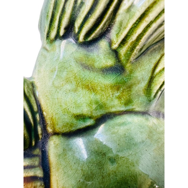 Grandmillennial 12” Mid-Century Japanese Shishi Foo Dogs in Vivid Sancai Glaze - Pair For Sale - Image 17 of 18