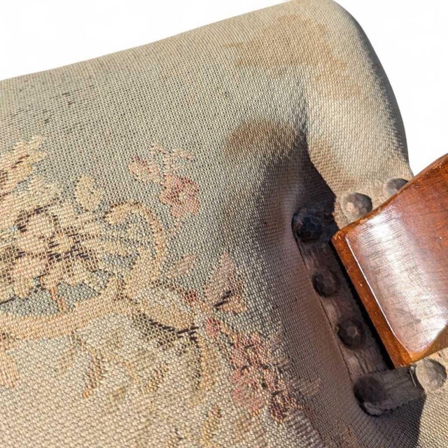 Early 20th Century Pair of Early 20th Century Louis XV-Style Carved Wood Armchairs With Tapestry Upholstery For Sale - Image 5 of 14