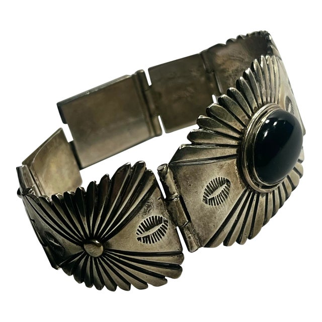 1990s Native American Sterling Silver and Onyx Bracelet For Sale