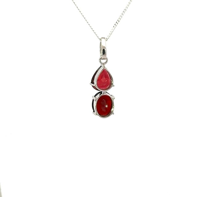 Classic 9.4 Carat Red Garnet Pendant for Women Set in 925 Silver For Sale - Image 13 of 18