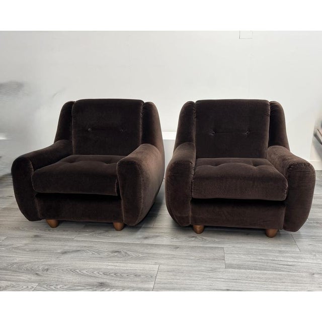 1970s Vintage Italian Lounge Chairs in Chocolate Brown Velvet, 1970s, Set of 2 For Sale - Image 5 of 10