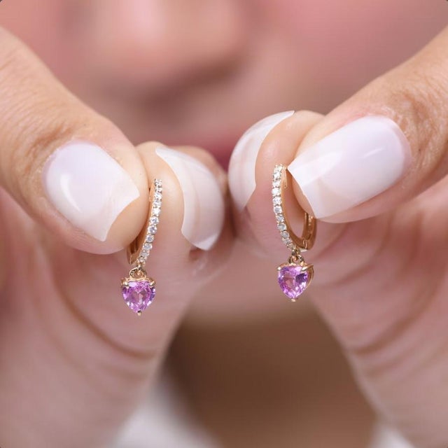 0.73 cts Natural heart pink sapphire and 0.12 cts diamond earrings in 18k gold For Sale - Image 14 of 18