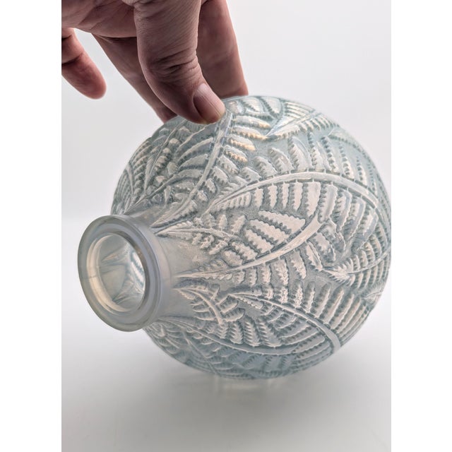 René Lalique Vintage Art Deco Cased Opalescent Espalion Vase from René Lalique, France, 1927 For Sale - Image 4 of 6