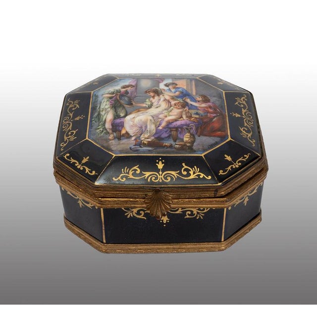 Antique 19th Century Napoleon III Jewelry Box in Polychrome Sèvres Porcelain from Eonard For Sale - Image 5 of 5