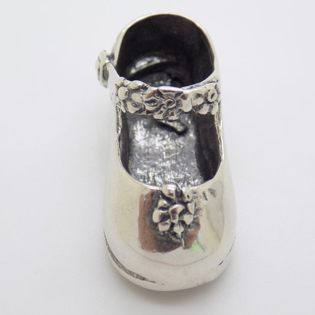 1980s Vintage Italian Handmade Silver Child Shoe Figurine, Italy, 1980s For Sale - Image 5 of 11