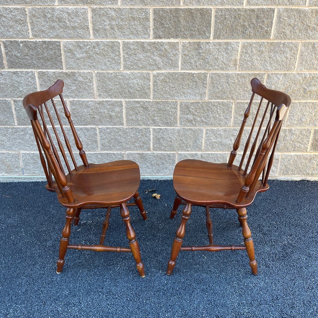 Vintage Kling Furniture American Traditional Cherry Comb Back Windsor