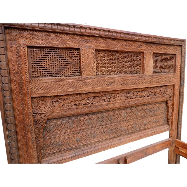 Wood Vintage Cedar Double Bed, Swat-Tal, Pakistan For Sale - Image 7 of 17