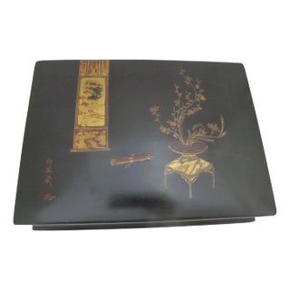 Japanese Lacquer Travel Writing Calligraphy Box With Gold Ikebana Design For Sale