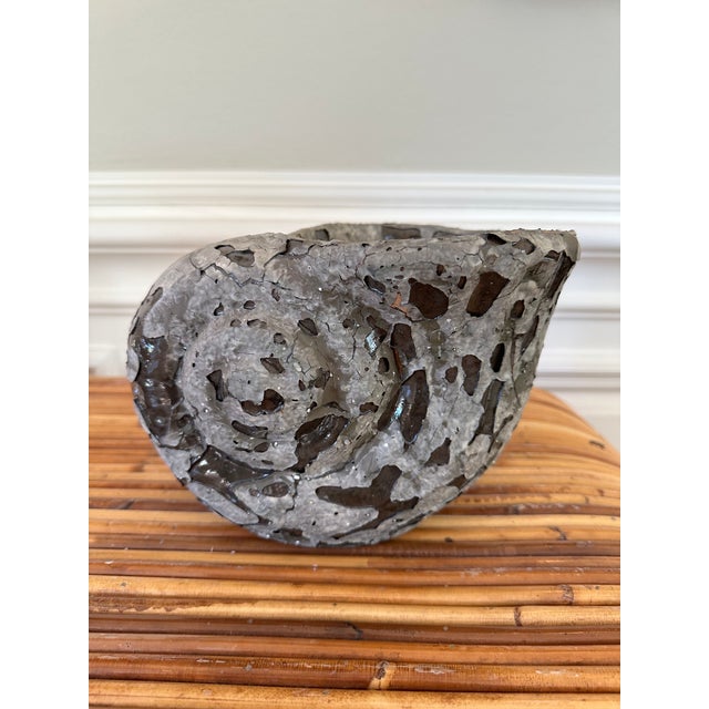 1970’s Italian Terracotta Shell Planter With Olive Glaze For Sale In Los Angeles - Image 6 of 8