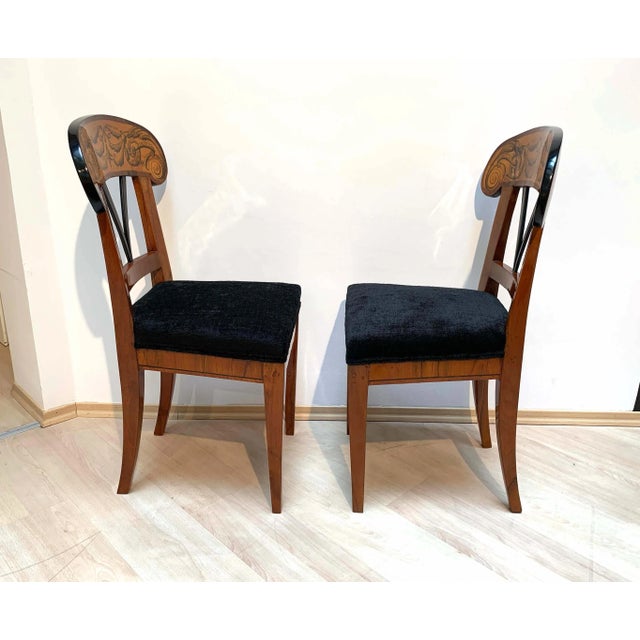 Set of Pair of Biedermeier Shovel Chairs, Walnut, Ink Painting, South Germany, 1830s For Sale - Image 6 of 18
