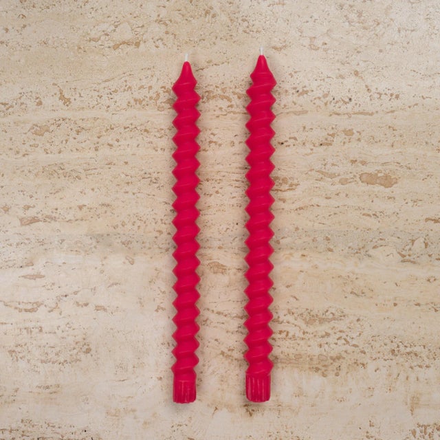 Mid-Century Modern Postmodern Spiral Taper Candles in Dragonfruit Pink - a Pair For Sale - Image 3 of 4