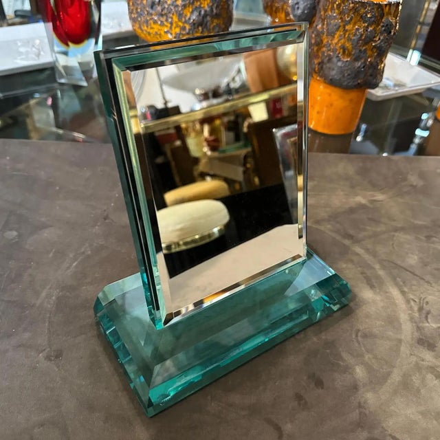 A 1950s Fontana Arte Style Mid-Century Modern Green Nilo Glass Vanity Mirror For Sale - Image 6 of 8