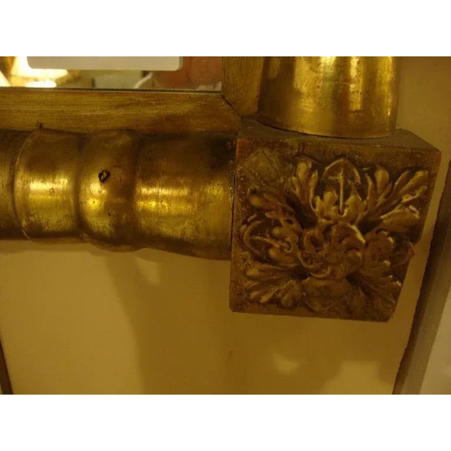 19th-20th Century Federal Style Crest Mirror For Sale - Image 4 of 5